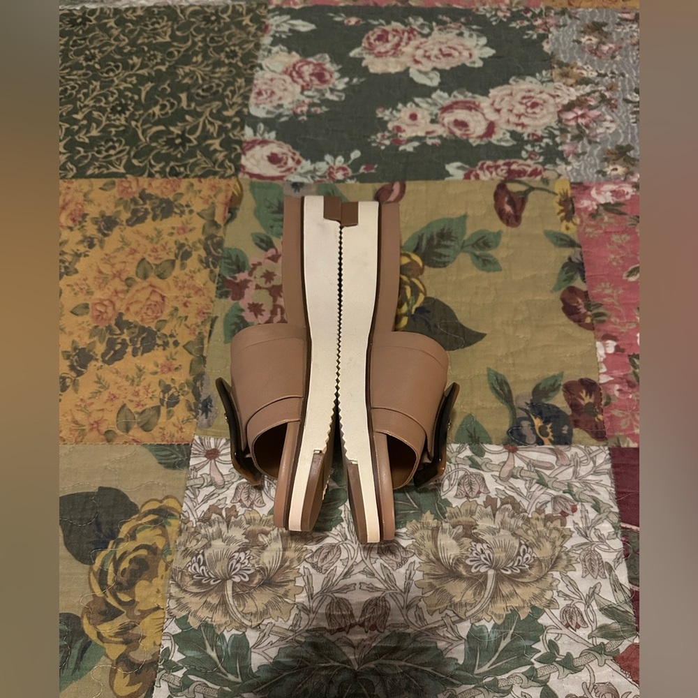 Dolce Vita Buckle Slides. NWOT, women’s size 10. - Picture 6 of 9